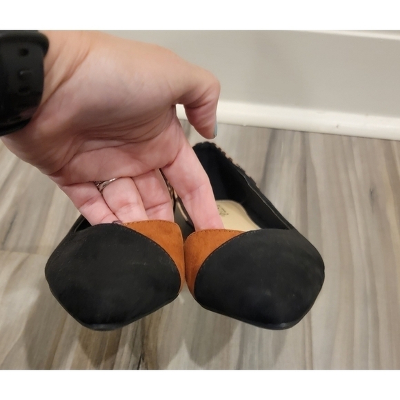 JustFab Flats - Picture 8 of 9